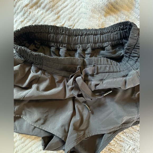 Lululemon running shorts - Picture 4 of 6